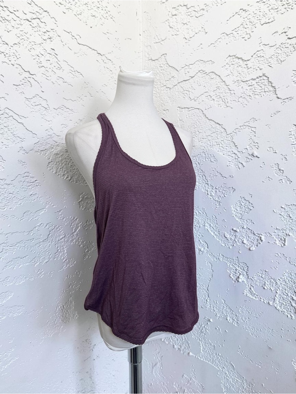 Lululemon Women’s Racerback Tank Top – Heathered Plum Purple 6